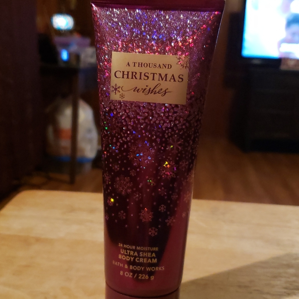 A Thousand Christmas Wishes